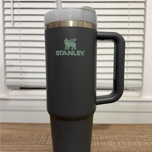 Stanley Charcoal Travel Mug with Handle